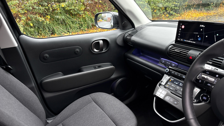 Hyundai INSTER 85kW 02 49kWh 5dr Auto Electric Hatchback